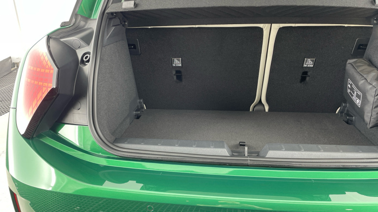 MINI Cooper 135kW E Exclusive [Level 2] 41kWh 3dr Auto Electric Hatchback